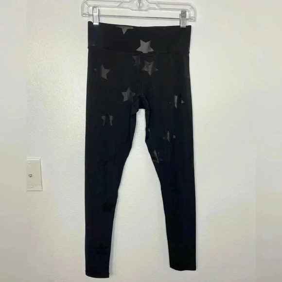 Terez UpLift Leggings in Black Tonal Star Foil with Tall Band - Picture 2 of 4